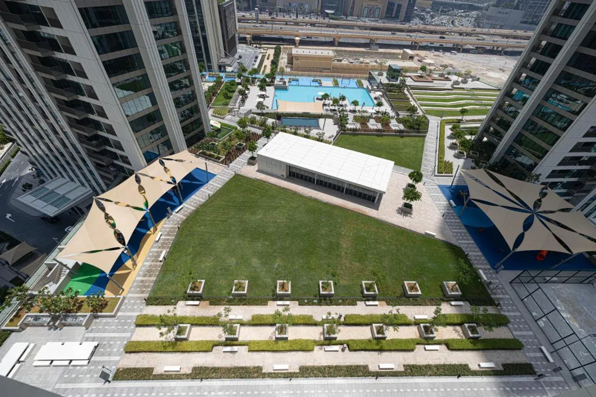 ⁨FULL Burj Khalifa view 2BR with Dubai Mall connection in Downtown⁩ — صورة 50