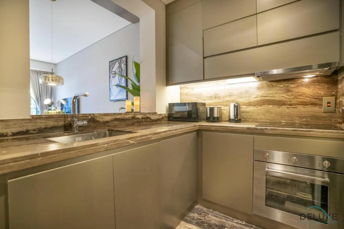 Charming 1BR in Damac Heights, Dubai Marina by Deluxe Holiday Homes — صورة 4