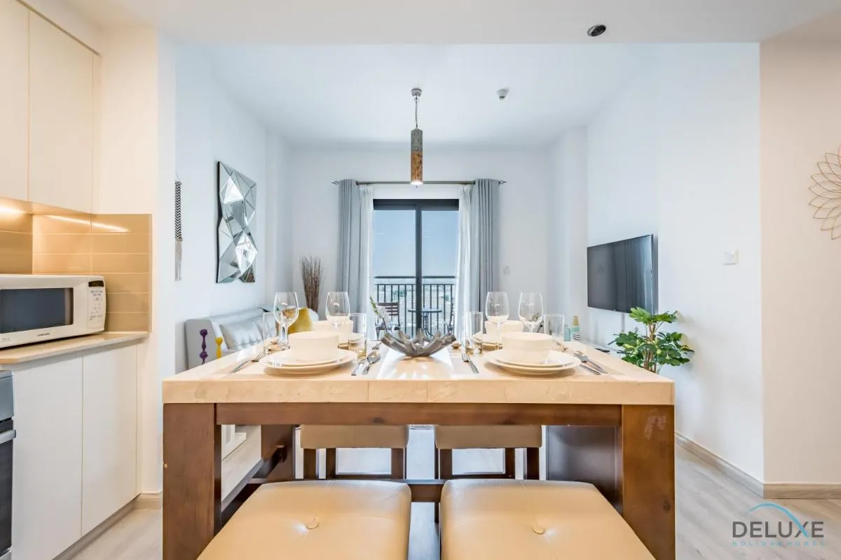 Delightful 2BR Apartment in Town Square Safi 1A, Dubailand by Deluxe Holiday Homes — صورة 3