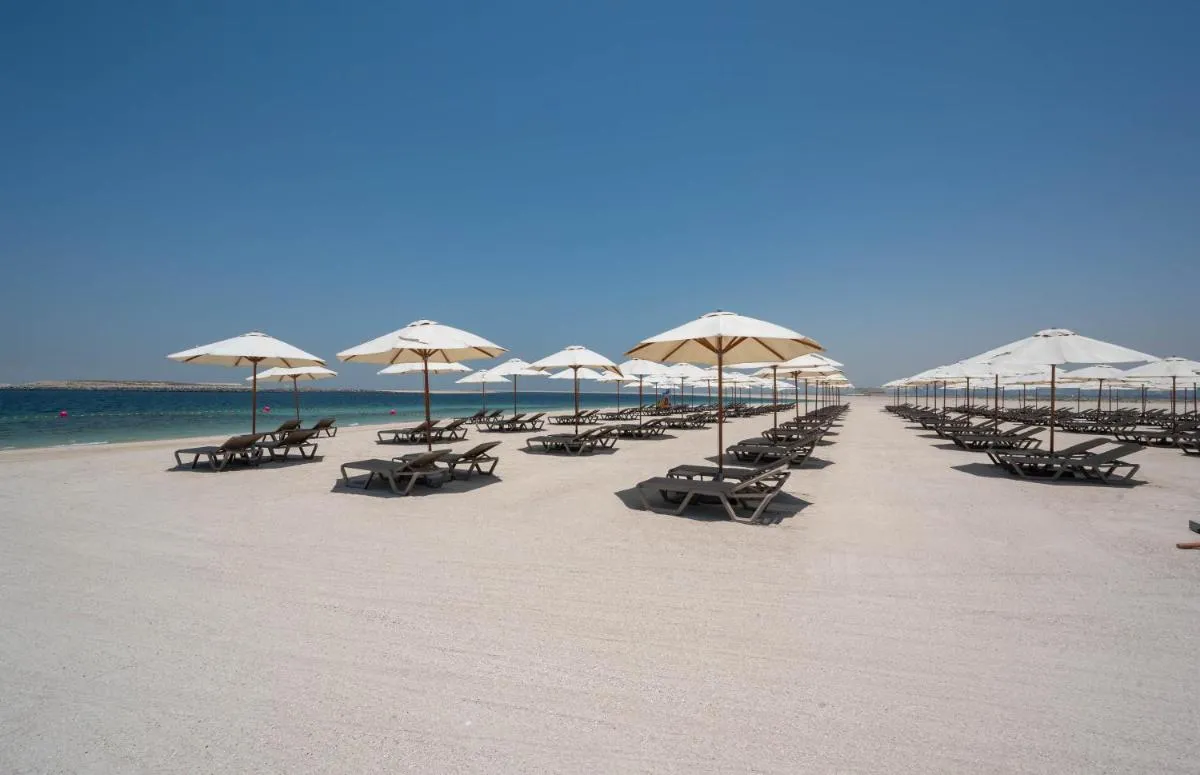 Sea Point Hotel Dubai Islands Formerly Park Regis by Prince — صورة 3