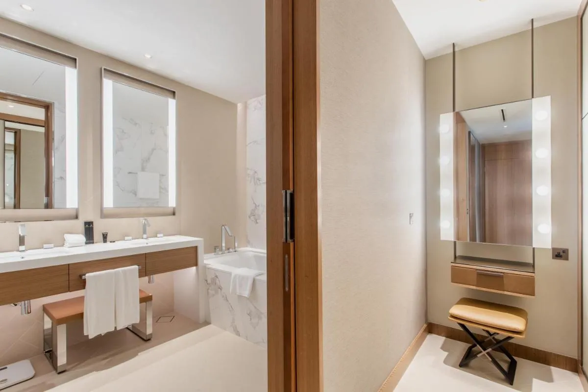 ⁨Address Dubai Opera Residences by The S Holiday Homes⁩ — صورة 42