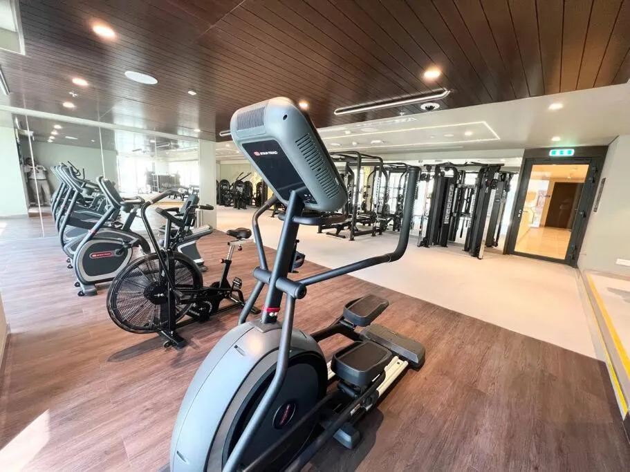 Stylish 1 Bedroom High Floor in Creek Edge — صورة 3