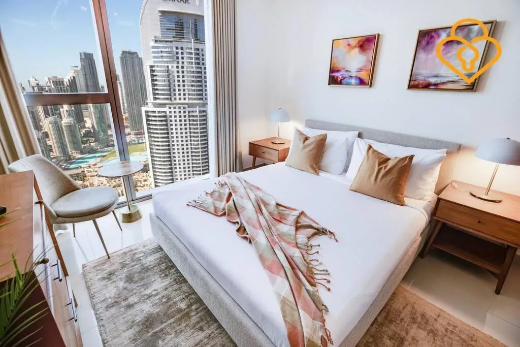 ⁨Keysplease 3 BR Burj View, Dubai Mall Access Boulevard Point Tower⁩ — صورة 20