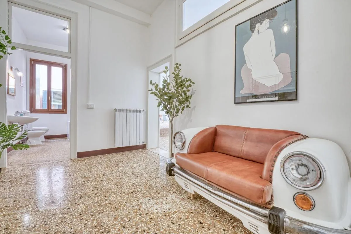 مي ريالتو فنزيا كنترو - البندقية، إيطاليا