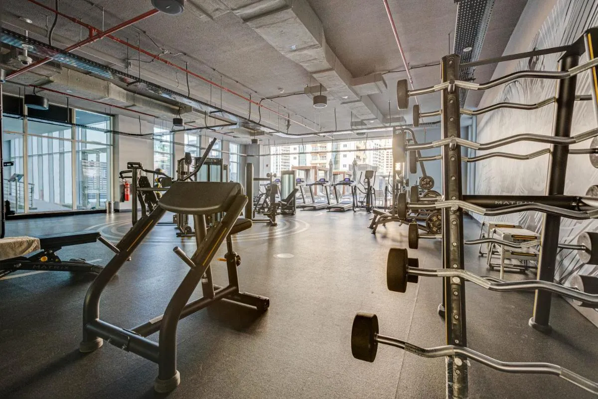 ⁨Cozy 2 bedroom apartment in Dubai Marina⁩ — صورة 41