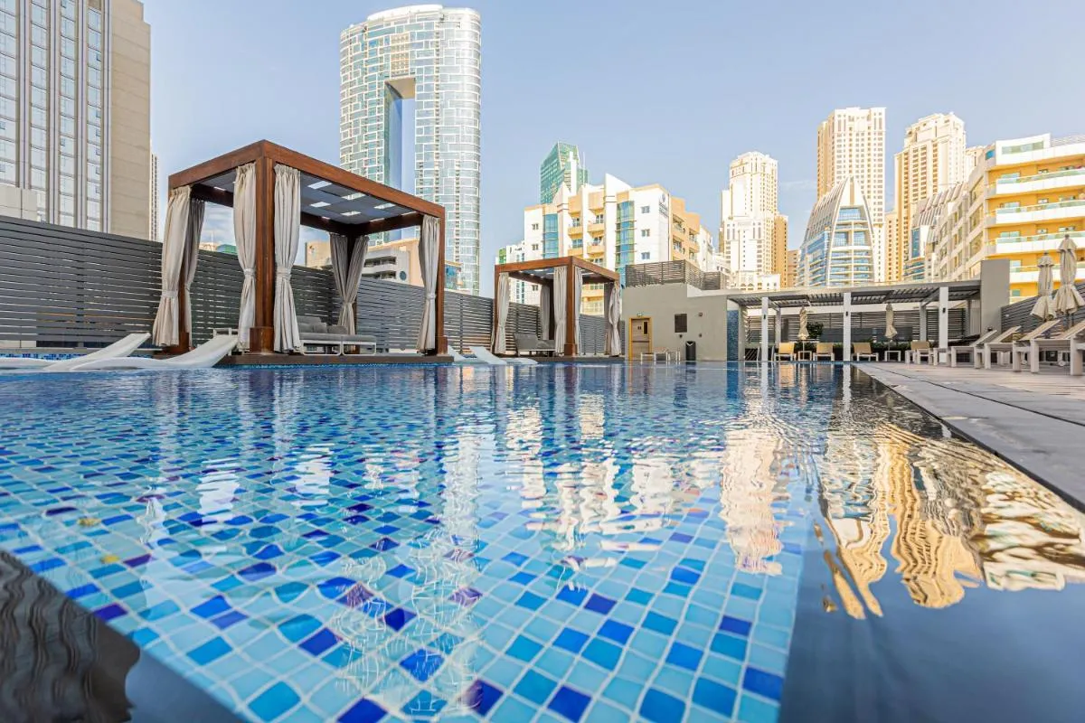⁨Cozy 2 bedroom apartment in Dubai Marina⁩ — صورة 33