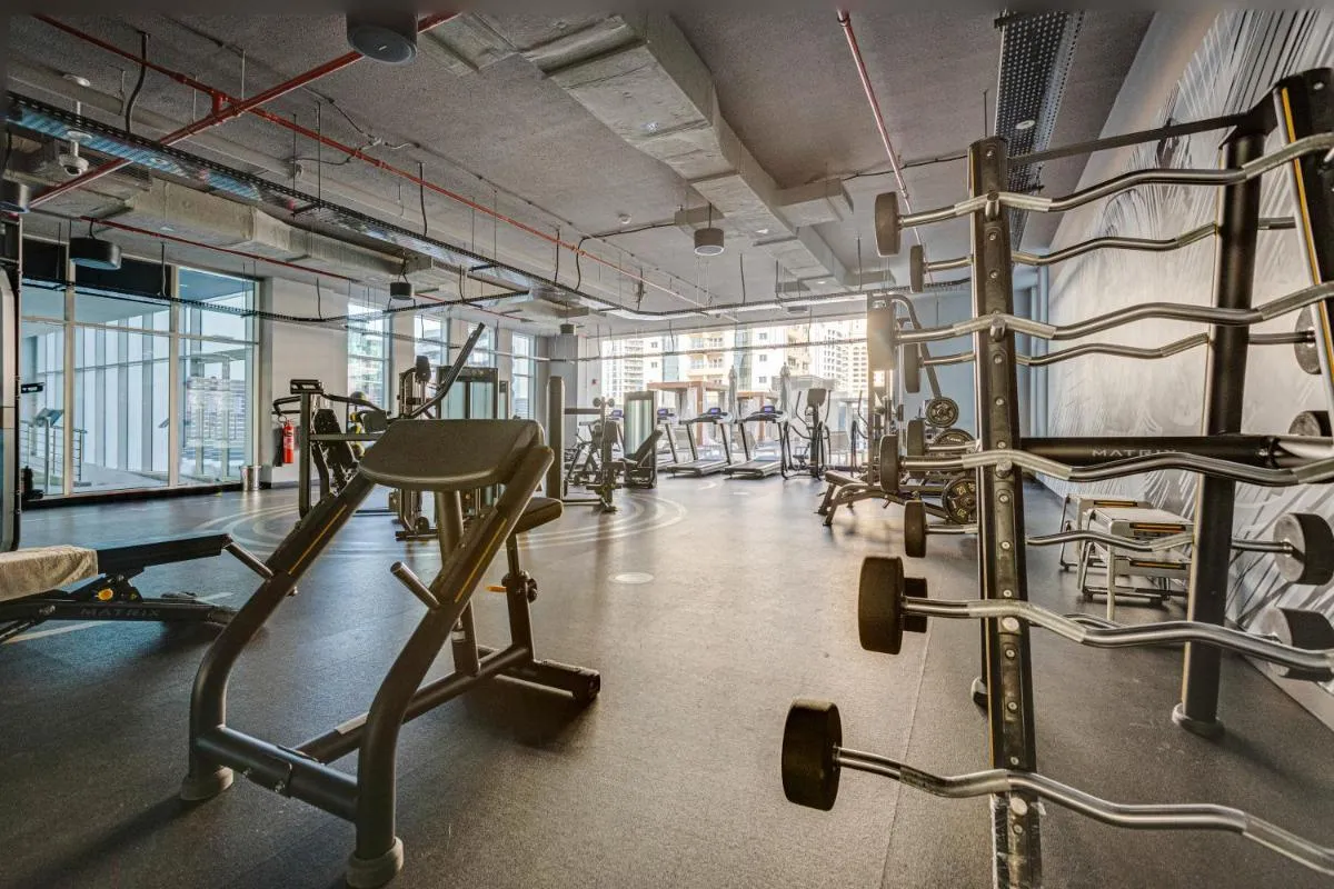 ⁨Cozy 2 bedroom apartment in Dubai Marina⁩ — صورة 45