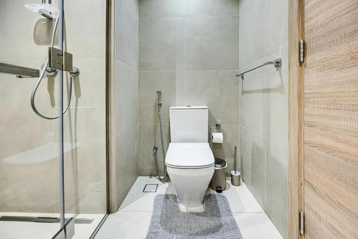 ⁨Cozy 2 bedroom apartment in Dubai Marina⁩ — صورة 26