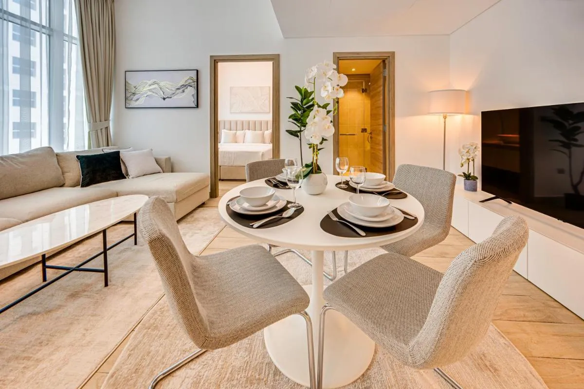 ⁨Cozy 2 bedroom apartment in Dubai Marina⁩ — صورة 14