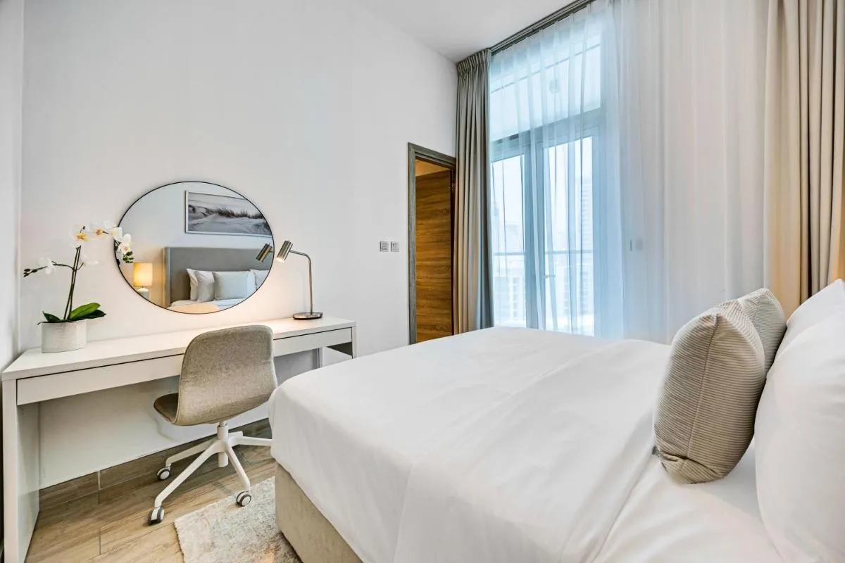 ⁨Cozy 2 bedroom apartment in Dubai Marina⁩ — صورة 28