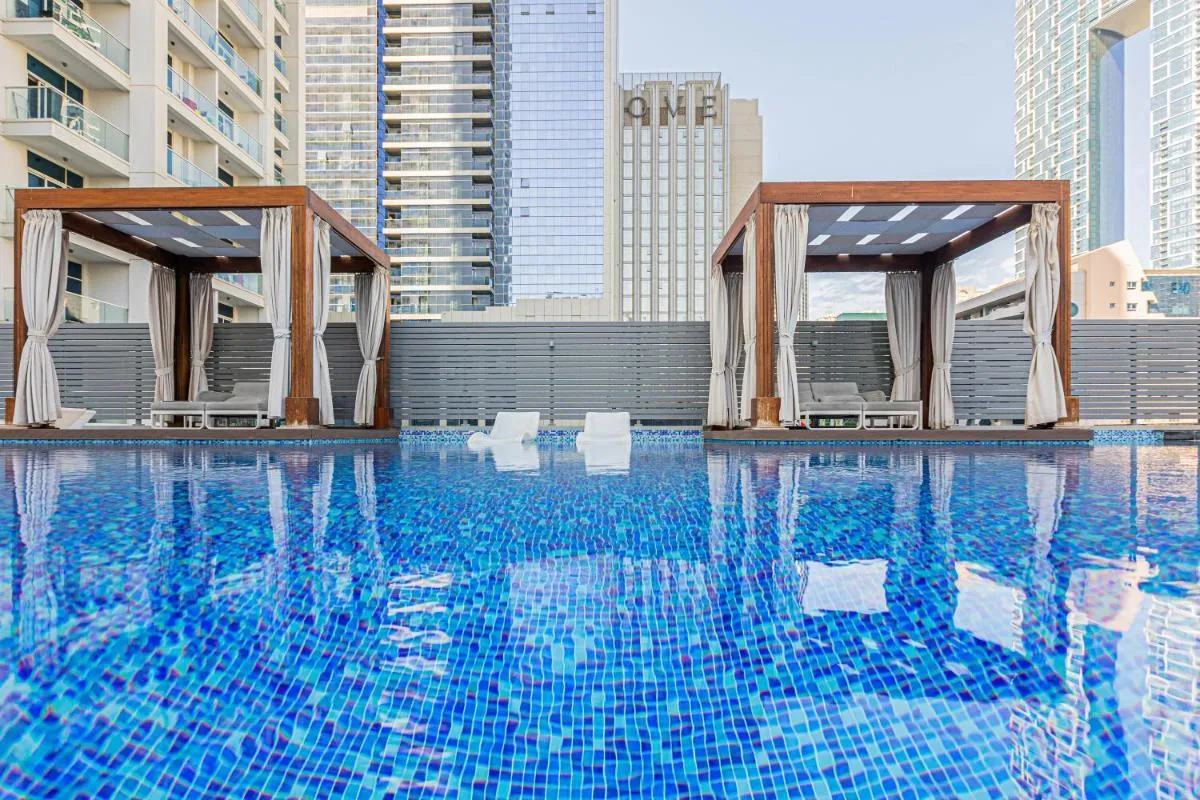 ⁨Cozy 2 bedroom apartment in Dubai Marina⁩ — صورة 35