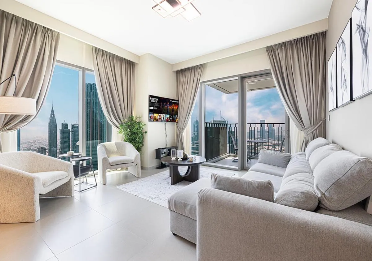 Luxury 2 BR Apartment, 5 Mins to Dubai Mall with Amazing view in DownTown Views 2 — صورة 2