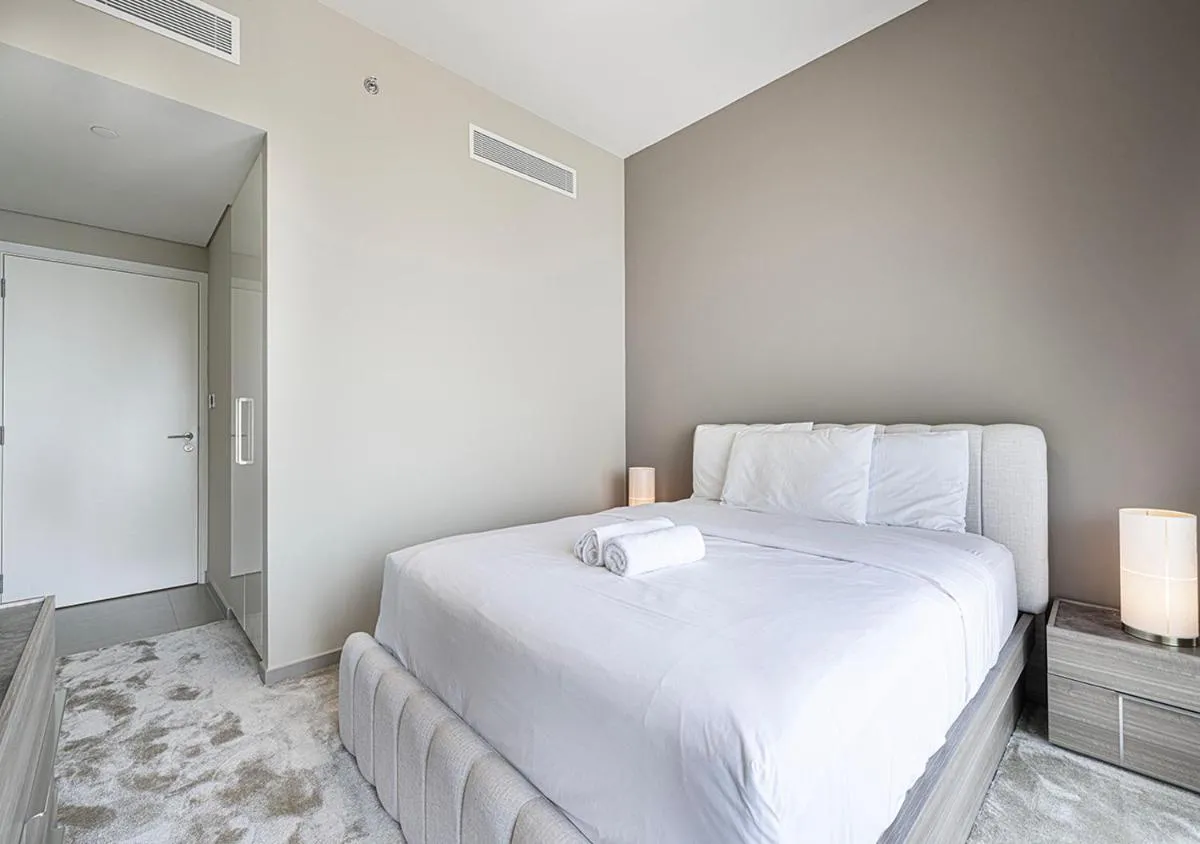 ⁨Luxury 2 BR Apartment, 5 Mins to Dubai Mall with Amazing view in DownTown Views 2⁩ — صورة 31