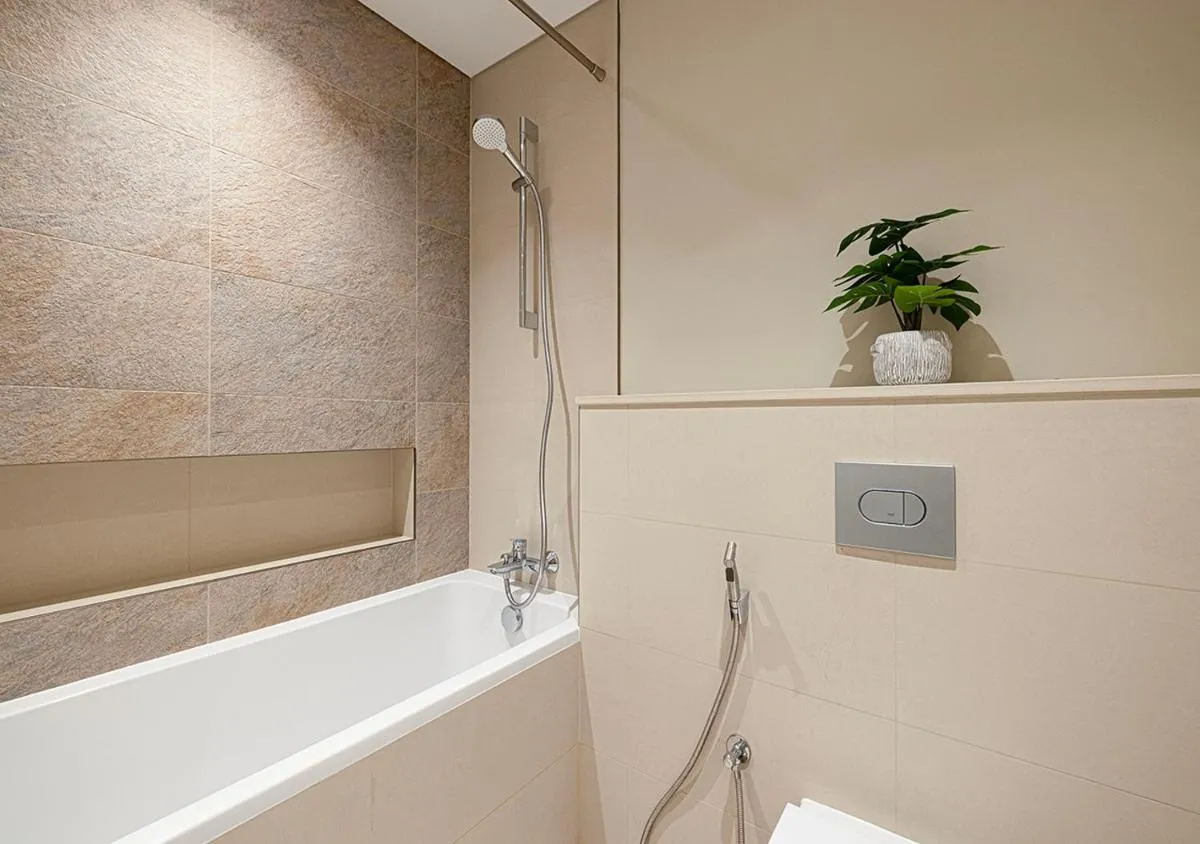⁨Luxury 2 BR Apartment, 5 Mins to Dubai Mall with Amazing view in DownTown Views 2⁩ — صورة 11