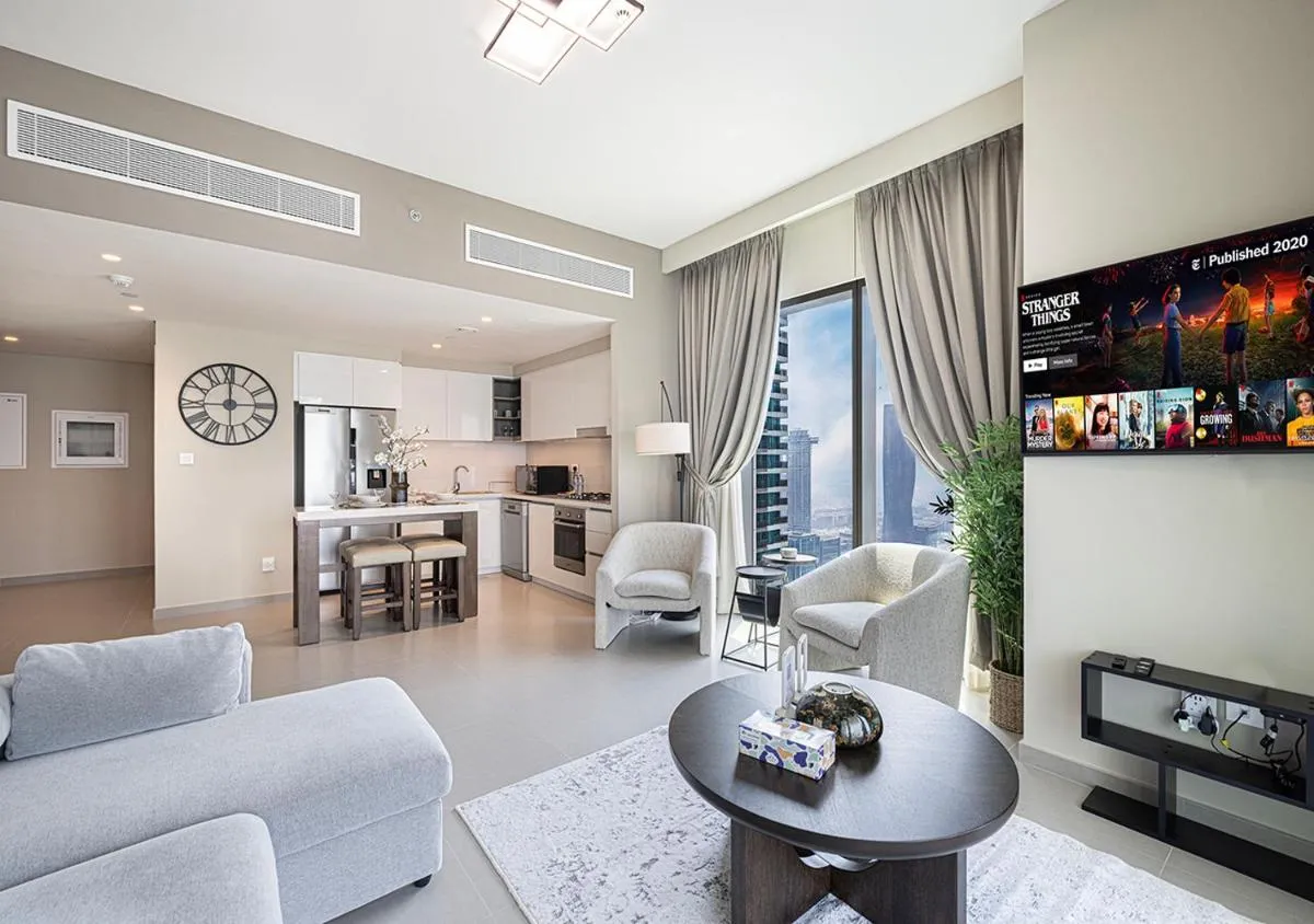 ⁨Luxury 2 BR Apartment, 5 Mins to Dubai Mall with Amazing view in DownTown Views 2⁩ — صورة 36