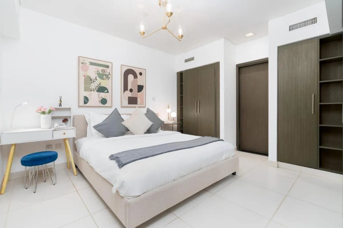 New Ultimate Stay 5 min walk from Dubai Mall Lofts Tower 5 pax — صورة 2