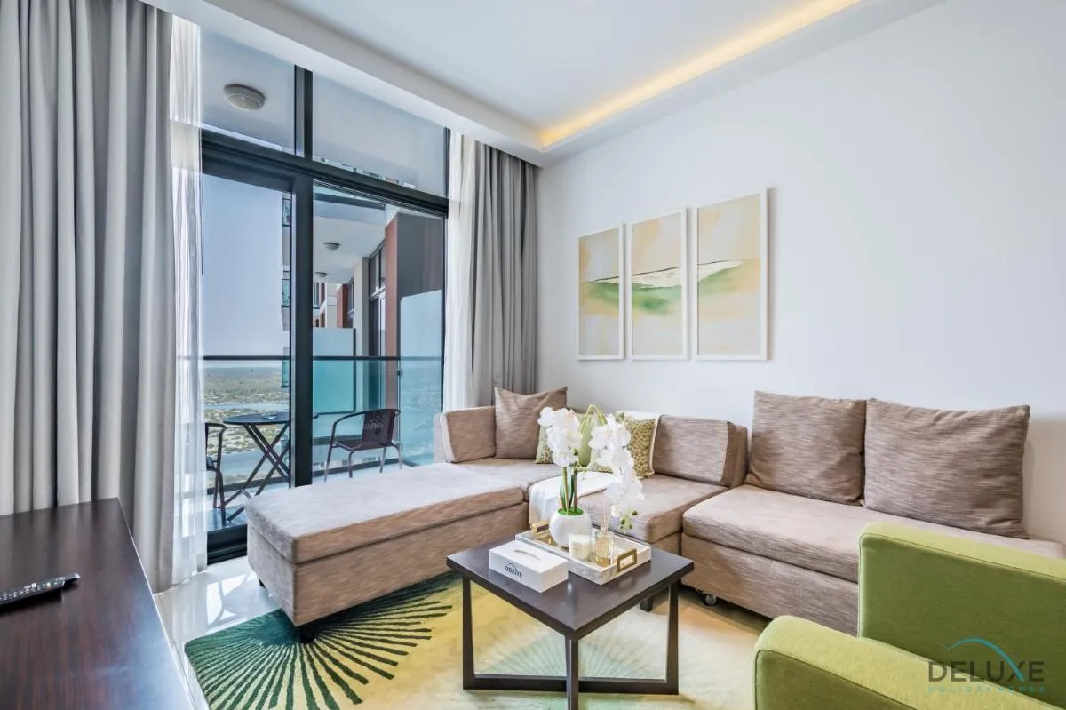Cosmopolitan 1BR Apartment in Celestia B, Dubai South by Deluxe Holiday Homes - دبي، الإمارات