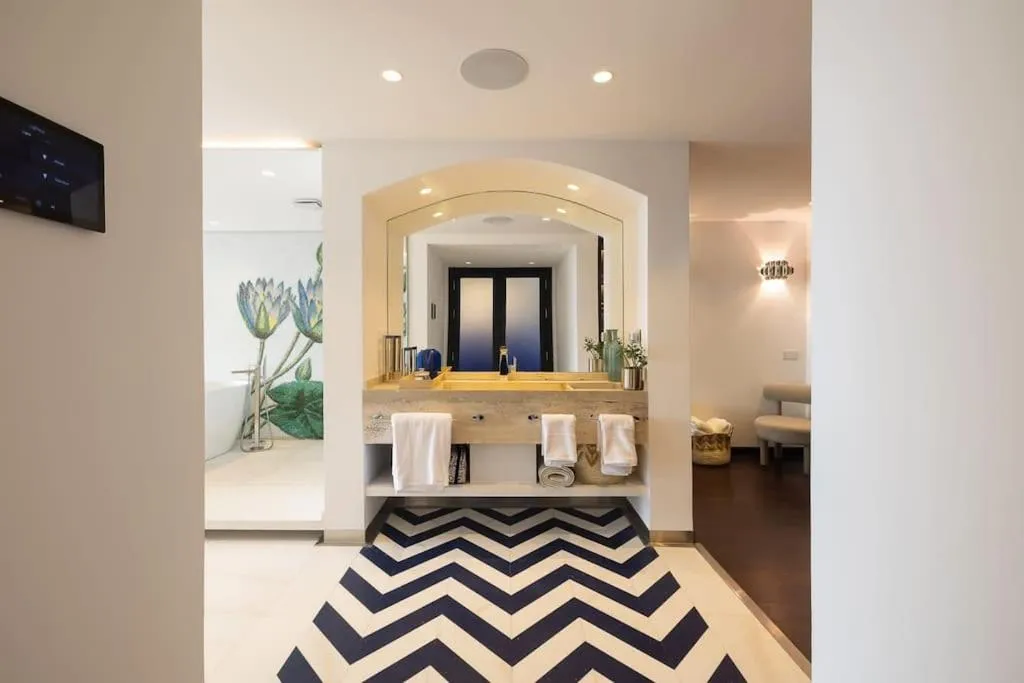 فور سيزونز لوكسوريووس شقة — صورة 4