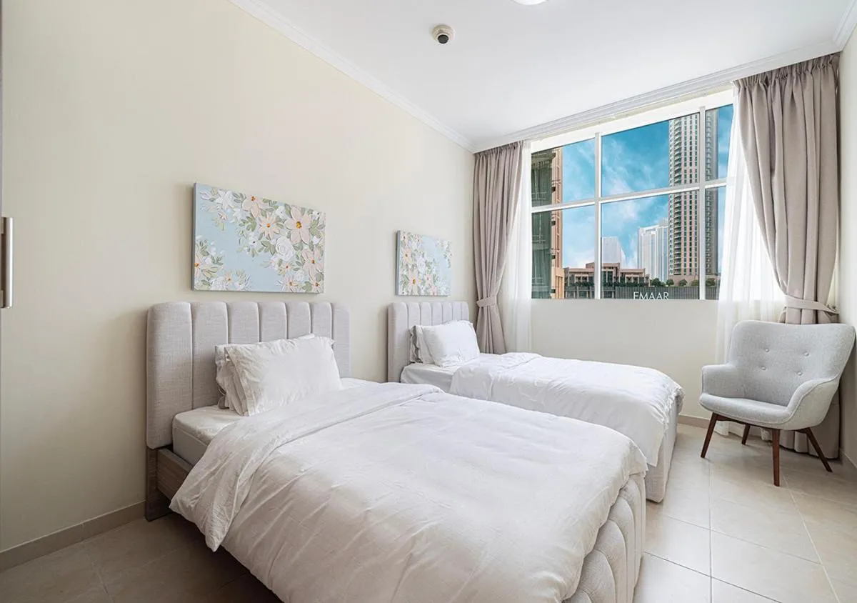 lux 2BD in heart of Downtown, 2 Mins Walk to Dubai Mall - Burj al Nujoom — صورة 4