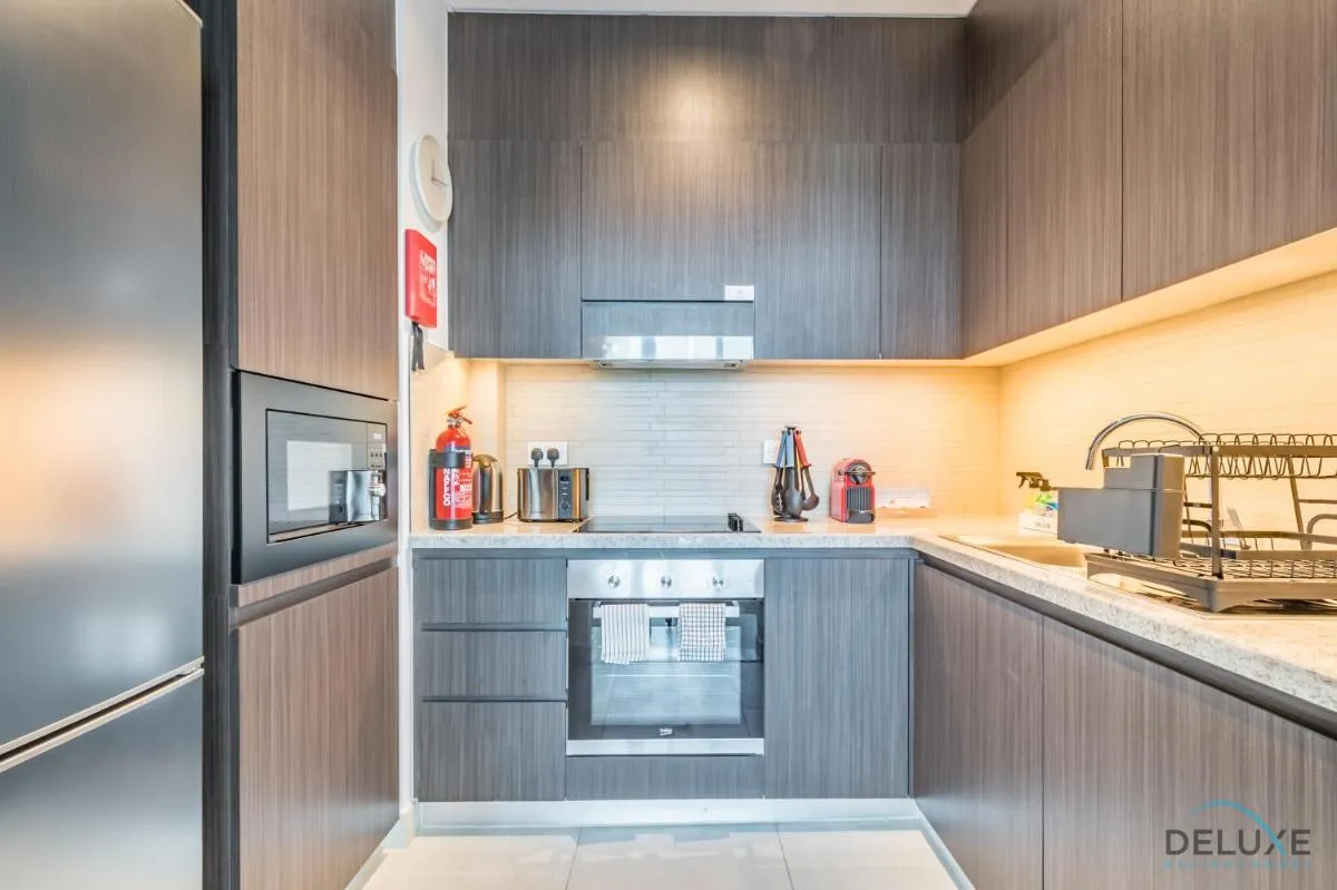 Charming 1BR Apartment in Downtown Views 1, Downtown Dubai by Deluxe Holiday Homes — صورة 4