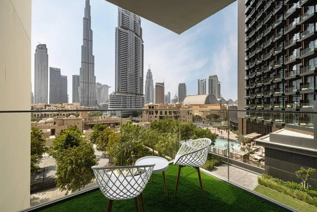 2 BR Dubai Luxury apartment Full Burj Views — صورة 3