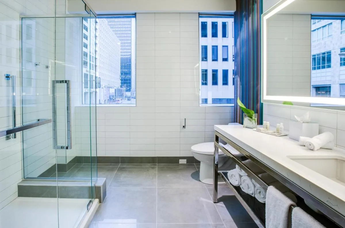 رنايسسانك مونتريال داون تاون - مونتريال، كندا