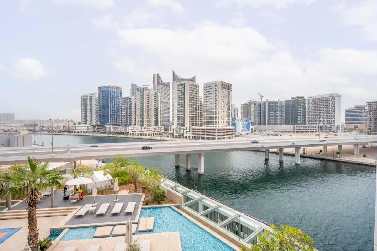 GuestReady - Modern studio with Dubai Canal View — صورة 3