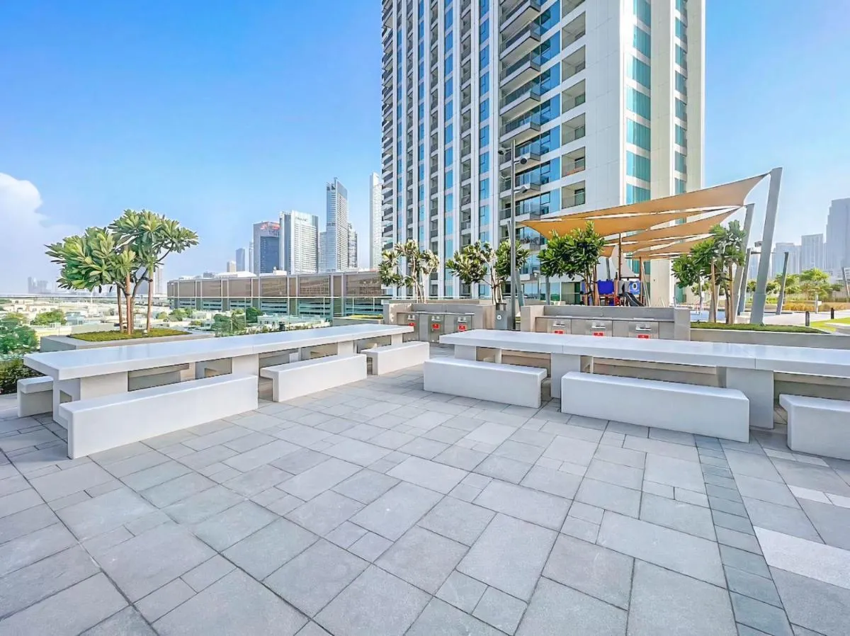 ⁨Dubai Mall Connection - Burj Views - Turf Balcony⁩ — صورة 50
