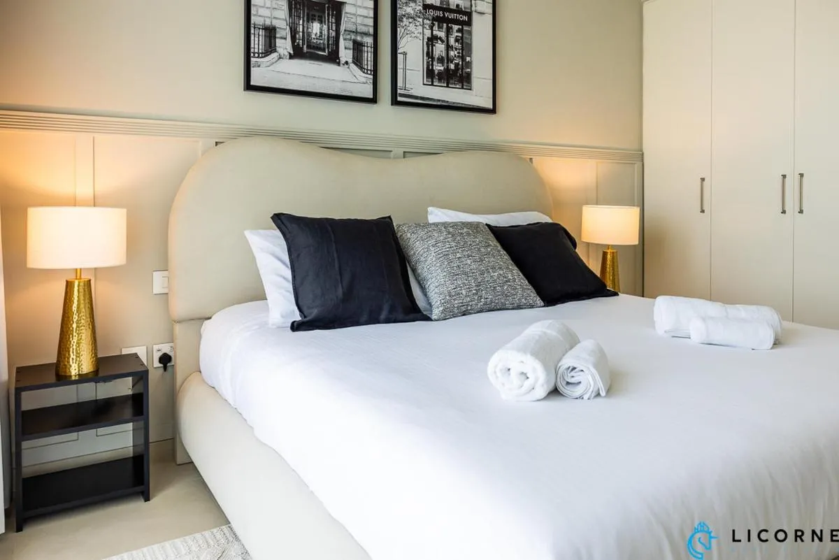 ⁨New Stylish 1BR Apartment, Next to Dubai Mall - Downtown Views ll, Tower 3⁩ — صورة 6