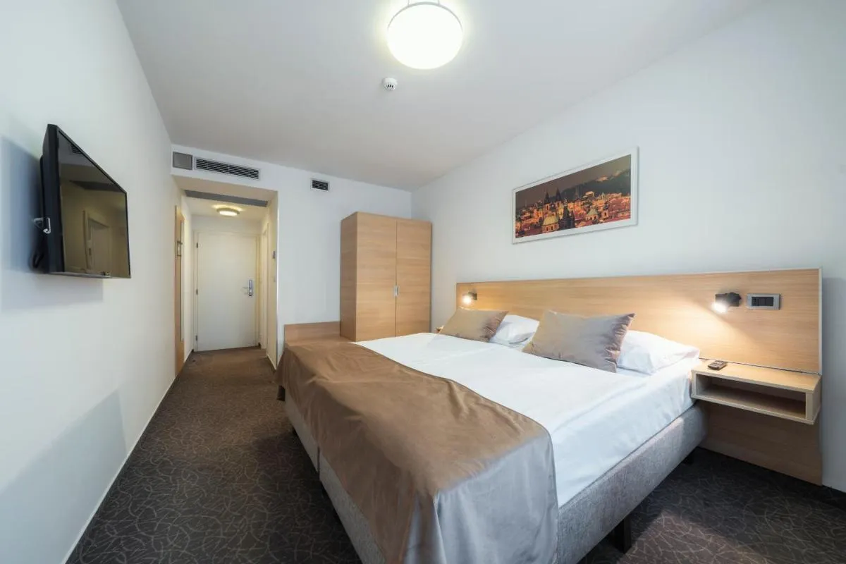 إهرليتش براغو — صورة 4