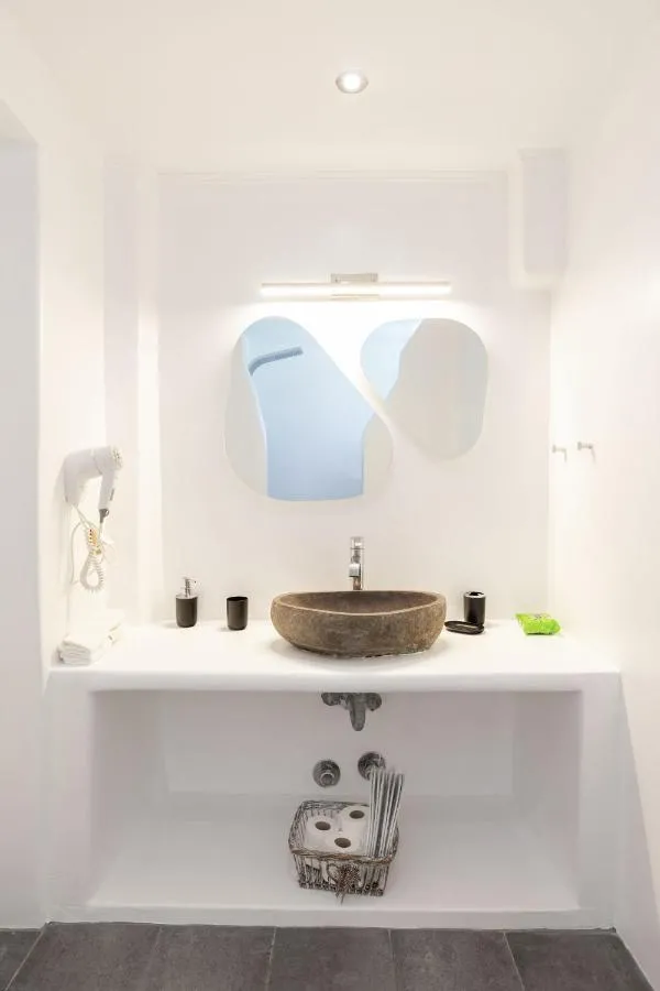 ⁨ميكونيان بريز⁩ — صورة 24