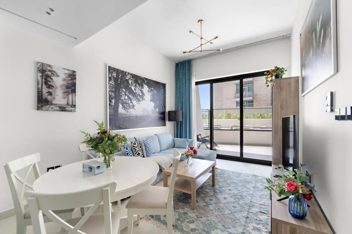 Elegant 1-Bedroom Apartment — صورة 2
