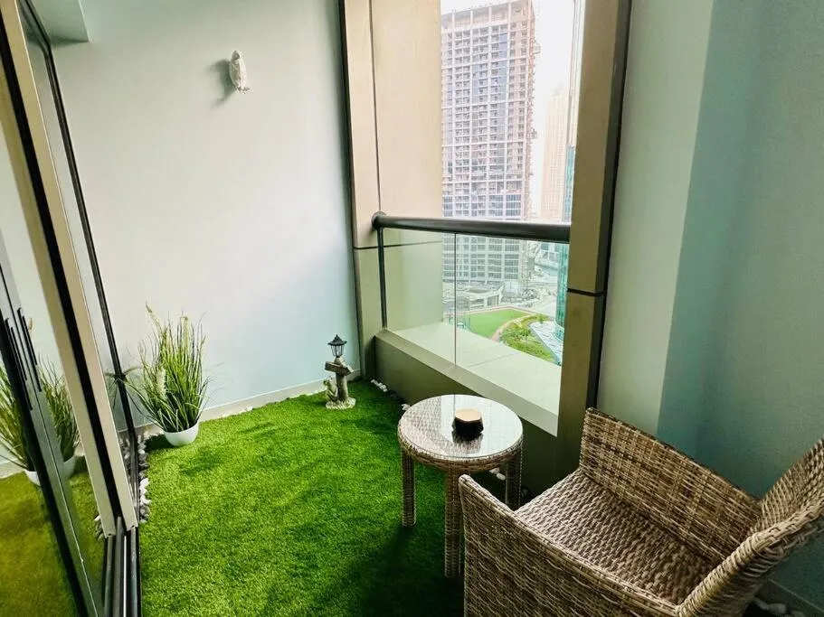⁨Cozy Hideaway-Damac Cour Jardin near Dubai Mall⁩ — صورة 23