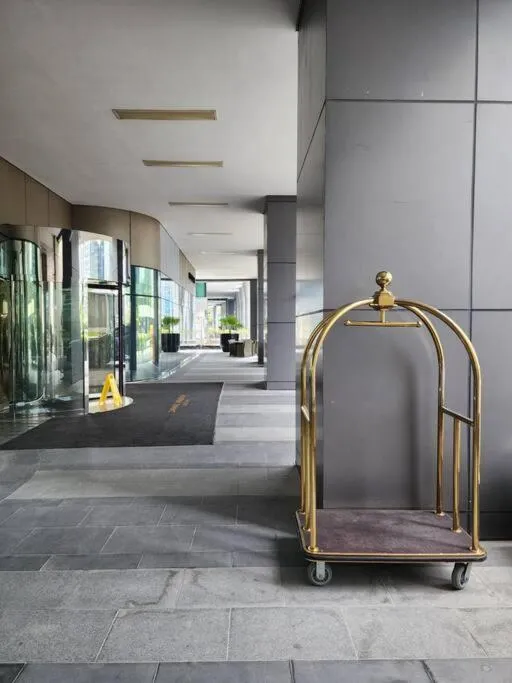 ⁨Cozy Hideaway-Damac Cour Jardin near Dubai Mall⁩ — صورة 30