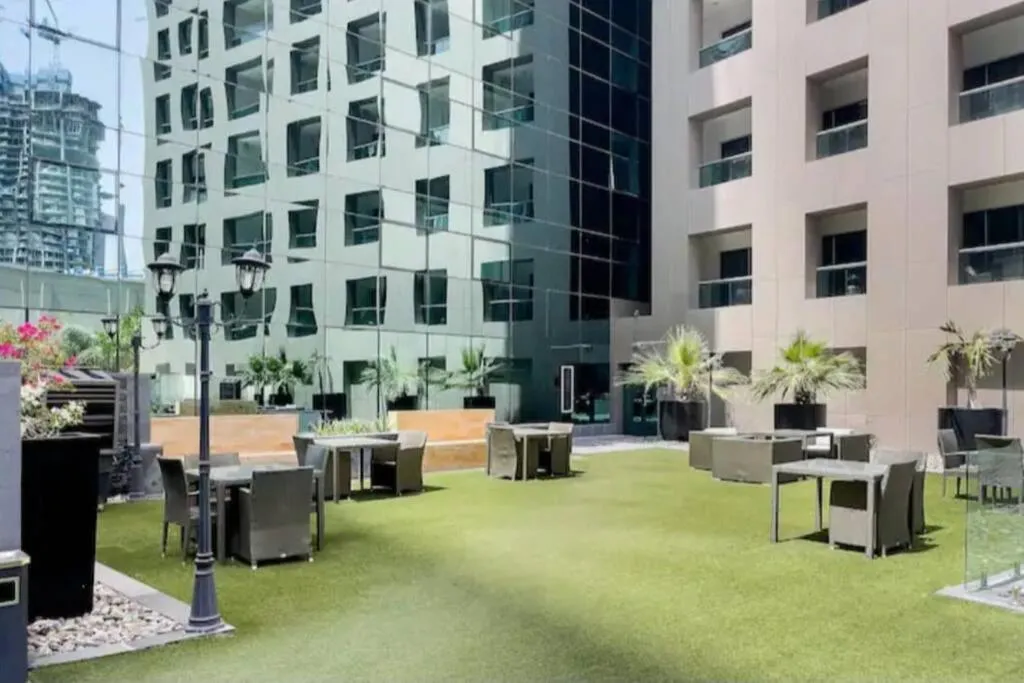 ⁨Cozy Hideaway-Damac Cour Jardin near Dubai Mall⁩ — صورة 47