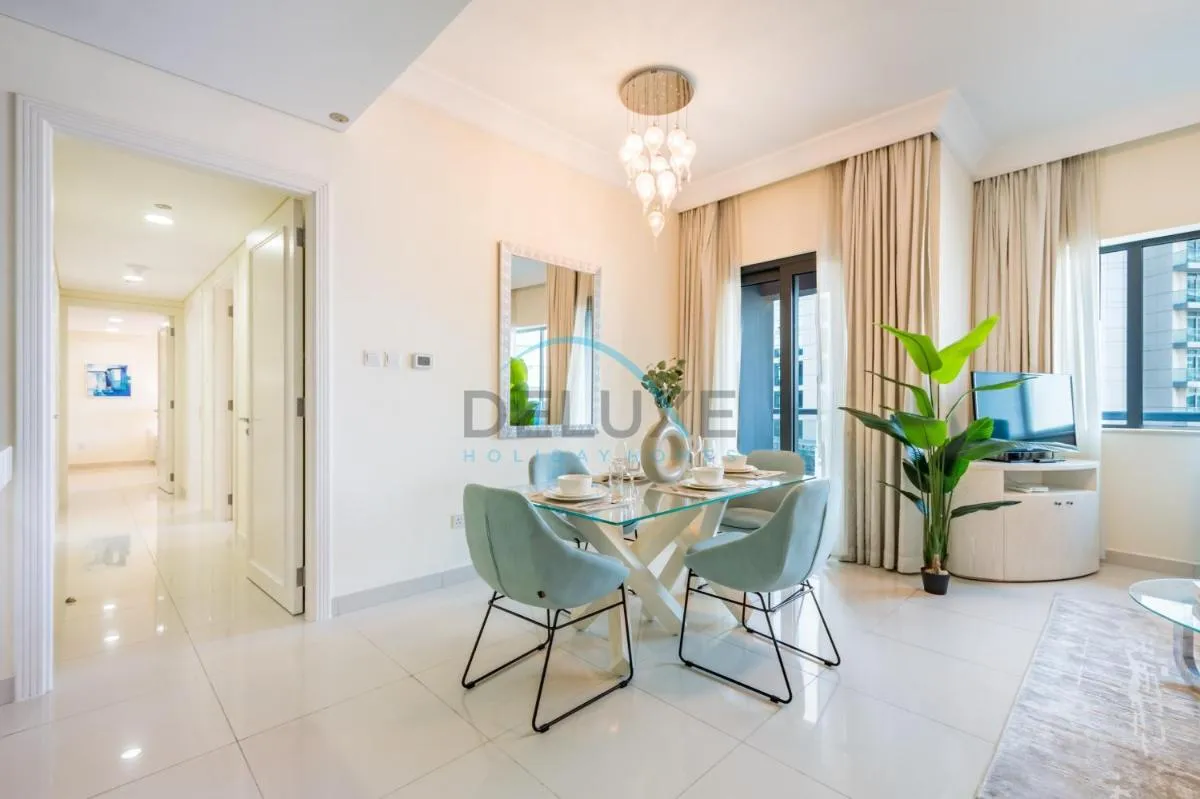 Whimsical 3BR at The Signature, Downtown Dubai by Deluxe Holiday Homes — صورة 2