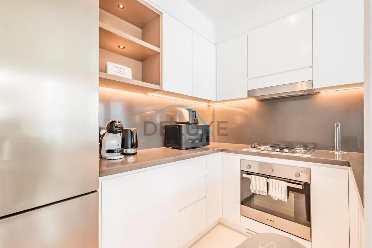 Modern 2BR in VIDA Residences Dubai Marina by Deluxe Holiday Homes — صورة 3
