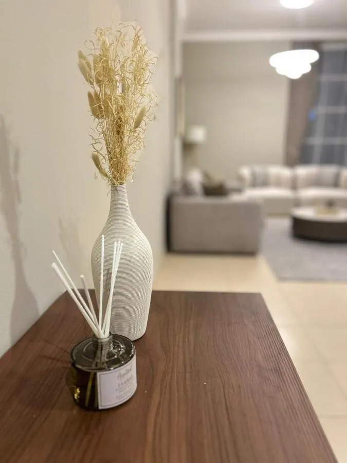 ⁨1BR in Mayfair tower Business bay! Burj views, close to Dubai mall⁩ — صورة 9