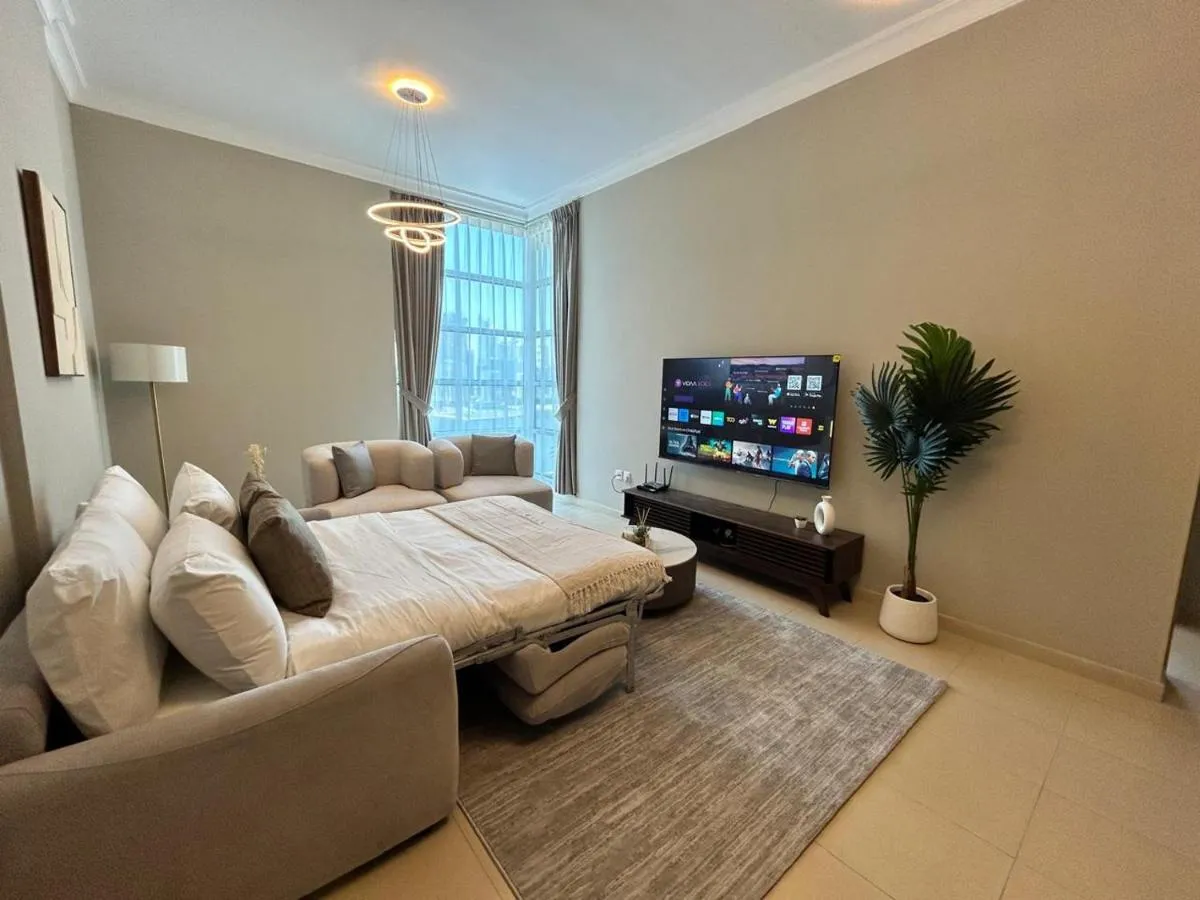 ⁨1BR in Mayfair tower Business bay! Burj views, close to Dubai mall⁩ — صورة 12