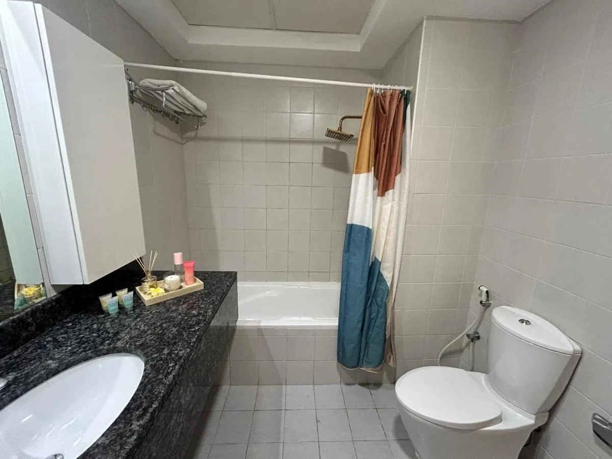 ⁨1BR in Mayfair tower Business bay! Burj views, close to Dubai mall⁩ — صورة 27