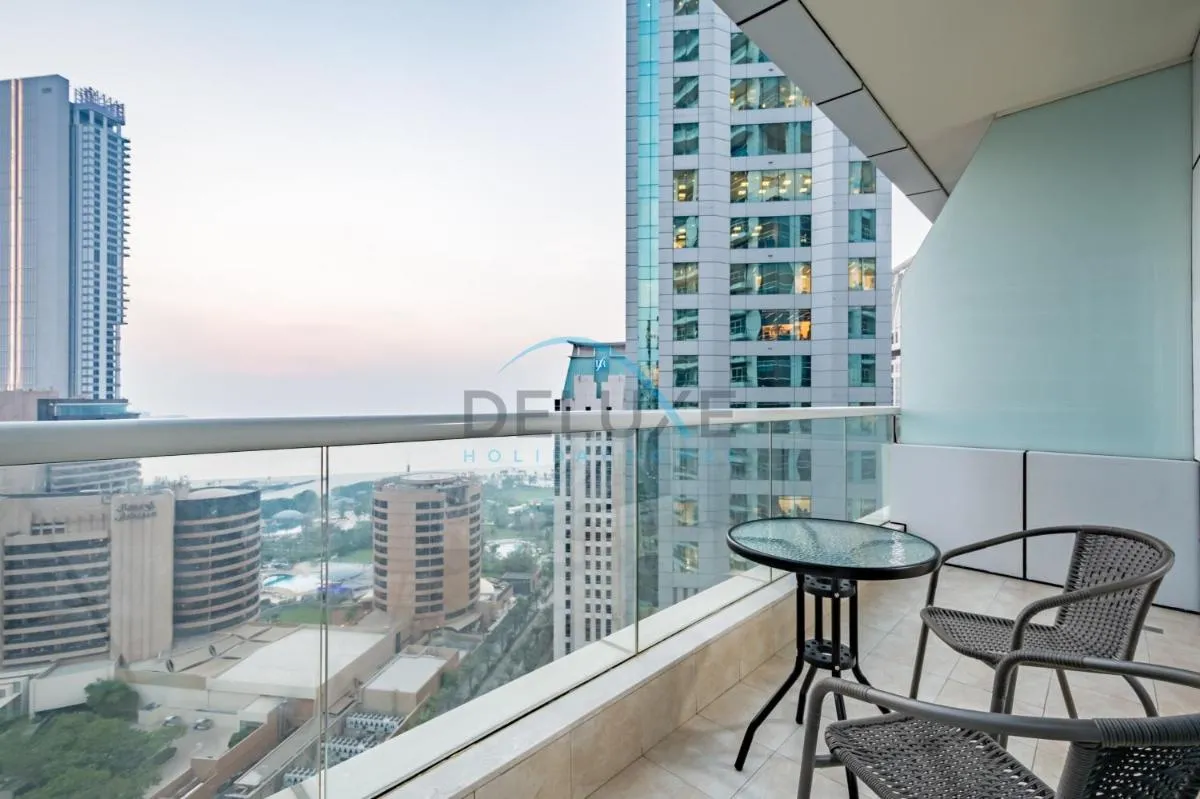 Stunning 1BR Apartment at Botanica Tower 1, Dubai Marina by Deluxe Holiday Homes — صورة 3