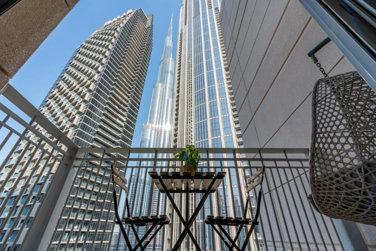Burj Khalifa Views - 5 min walk from Dubai Mall - Upgraded - Designer Choice - 8 people - Dubai Opera - دبي، الإمارات
