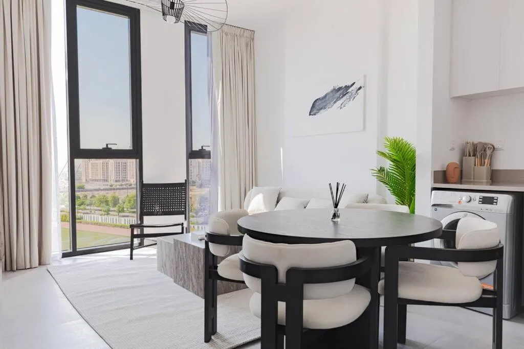 ⁨Sahab - courtyard view 1BR⁩ — صورة 14