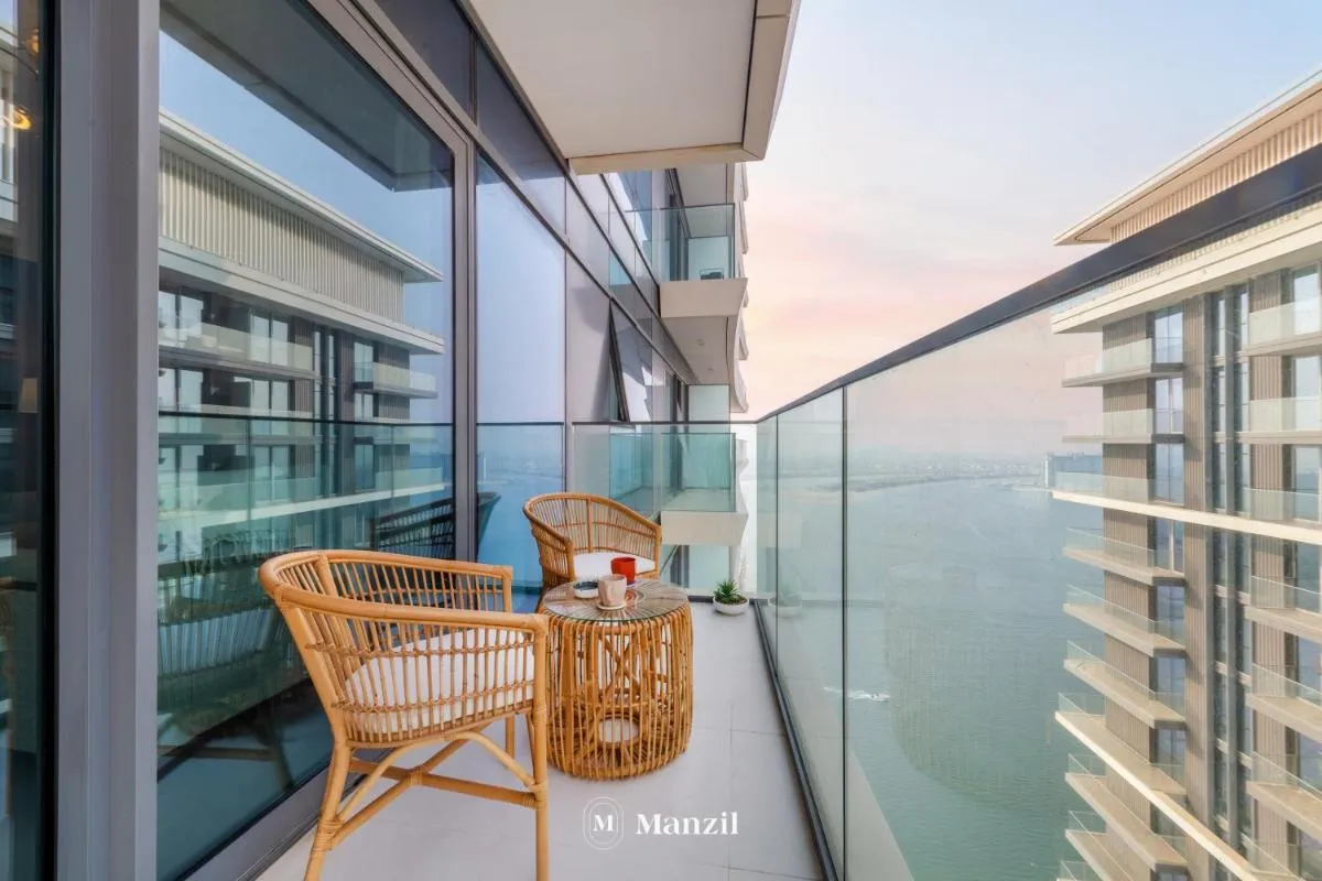 Manzil - 2BR Apartment in Palm Jumeirah with Marina View - دبي، الإمارات