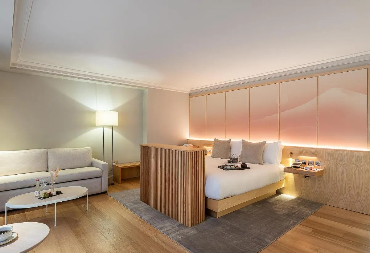 ذا برنس أكاتوكي لندن - لندن، المملكة المتحدة