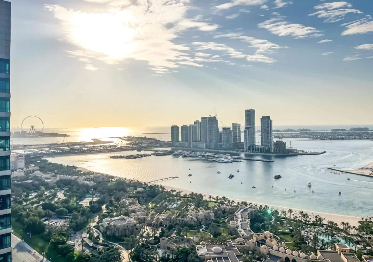 ليفبنب - 1ب بالم جميرا اند سي فييو ات افاني - دبي، الإمارات