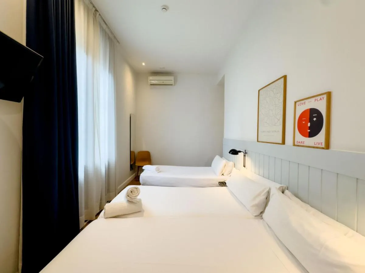 سوم نيت بورن — صورة 4