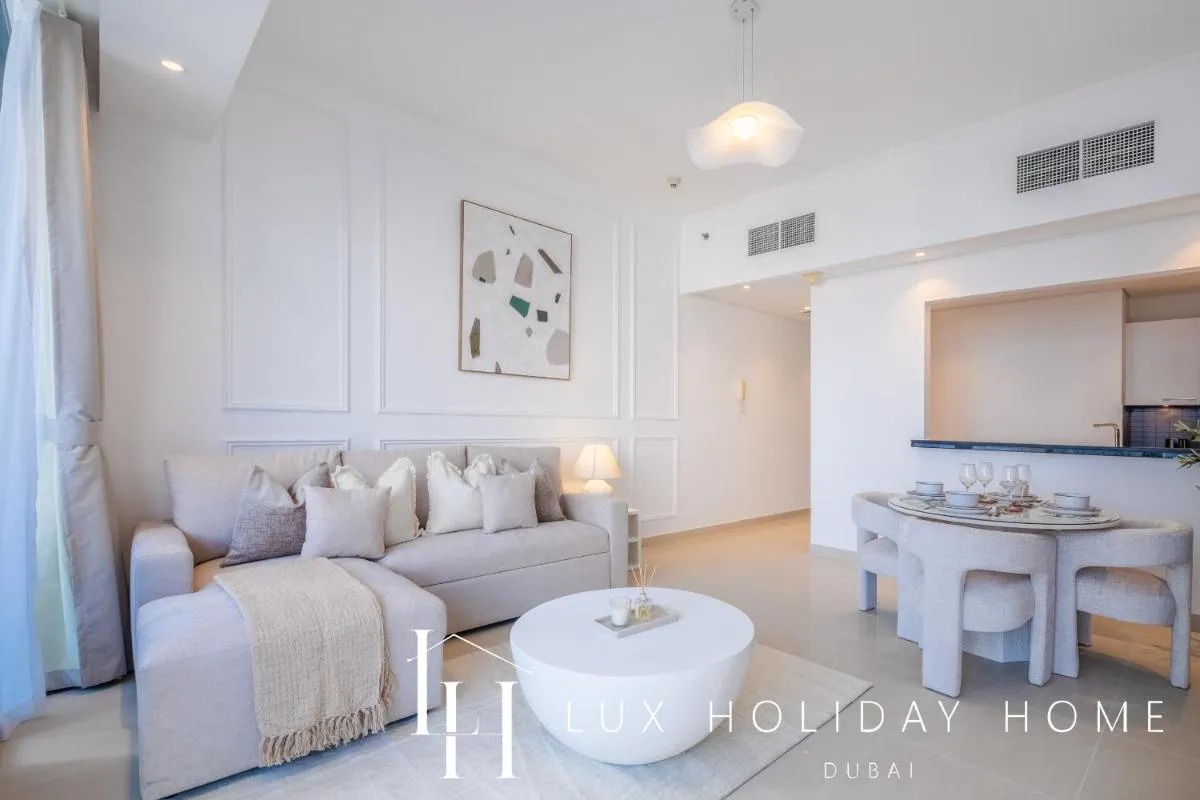LUX The Silverene Marina View Suite 4 — صورة 4