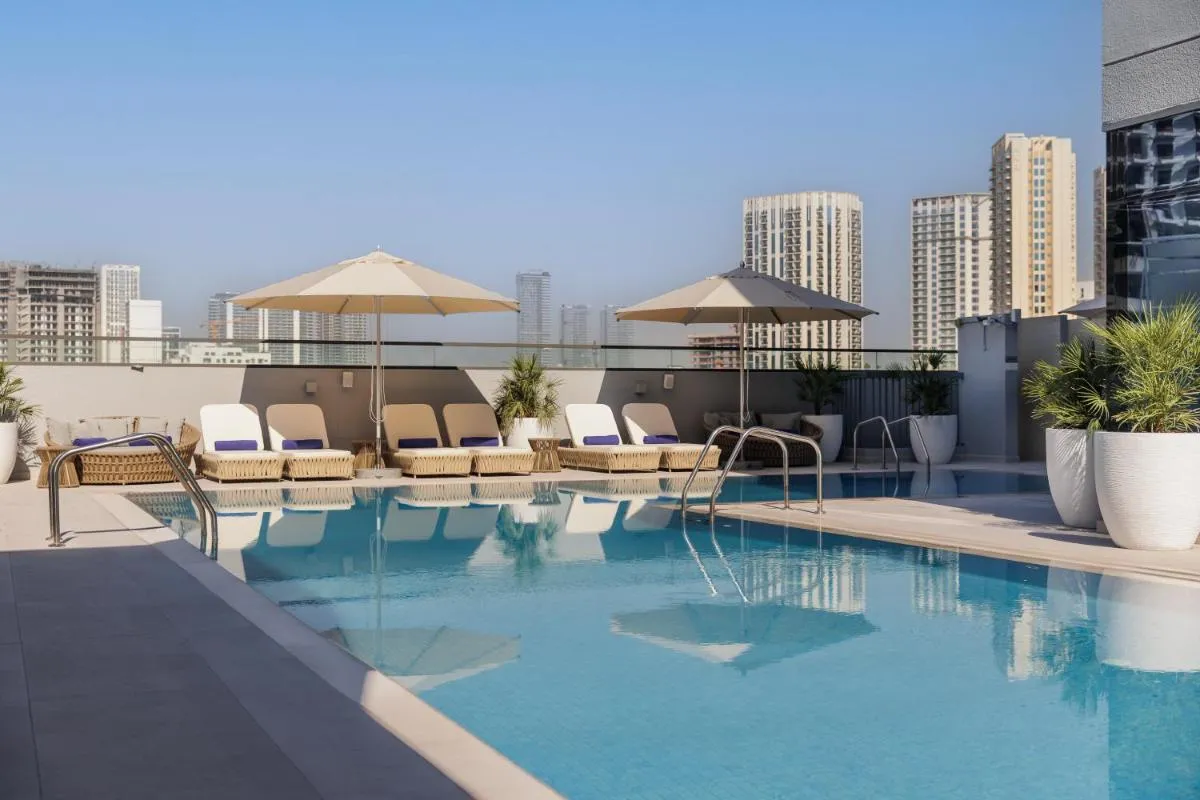 هوليداي إن Dubai Jumeirah Village Circle by IHG — صورة 3