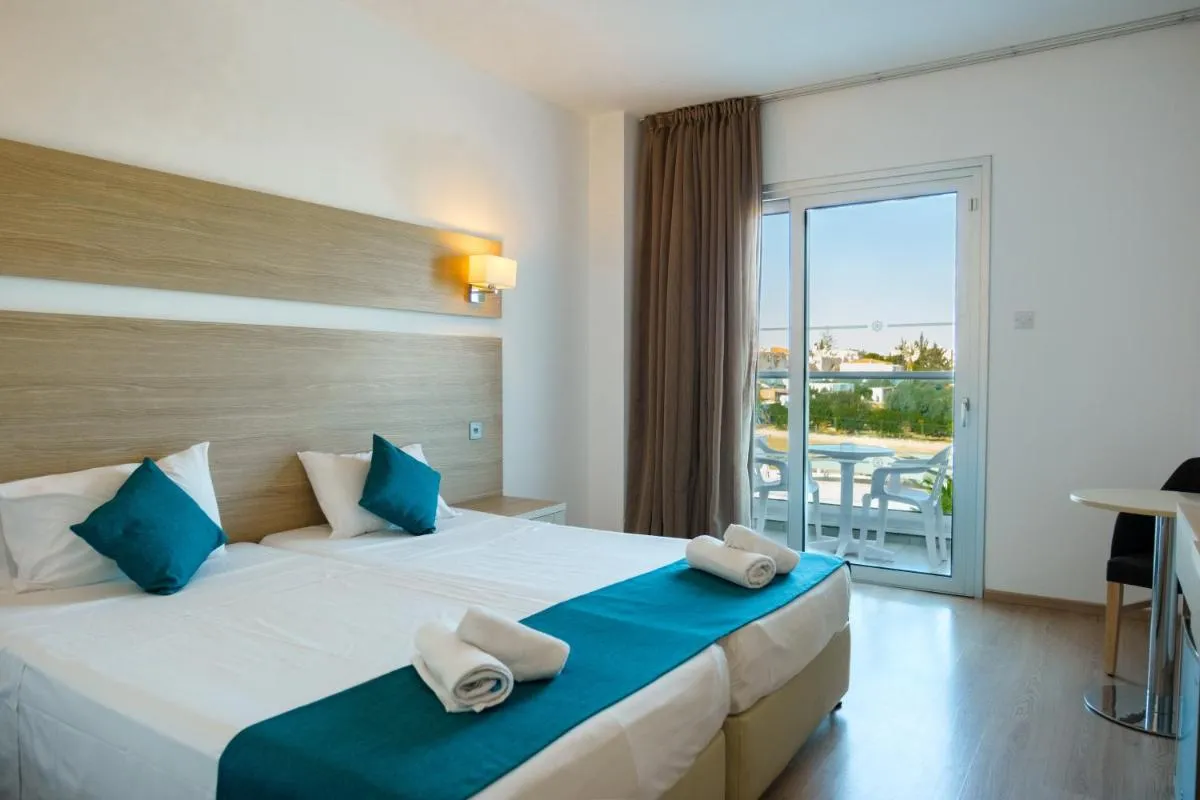 كابيتانيوس باي هوتيل بروتاراس - Protaras، قبرص